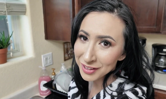 Пасынок помог мачехе забеременеть, залив ее зрелую киску спермой