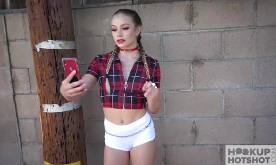 Встретилась с незнакомцем из интернета только ради жесткого секса