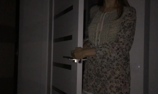 Рассердила любимого своим опозданием, но зато постаралась в постели!