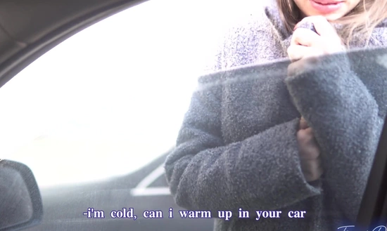 Водила согрел русскую девушку и дал в ротик в машине!