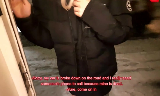 Зашла в дом к незнакомцу за помощью, а он развел ее на секс под пивасик!