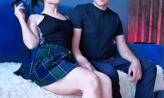 Показал подруге порно и сказал что может так же - давалка быстро захотела!