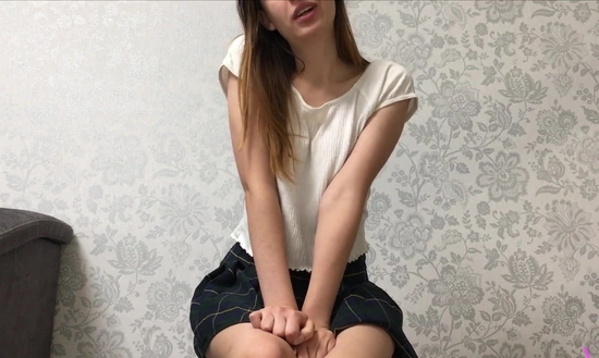 Русский порно кастинг с молодой девушкой Викой, которой просто надоело работать за копейки