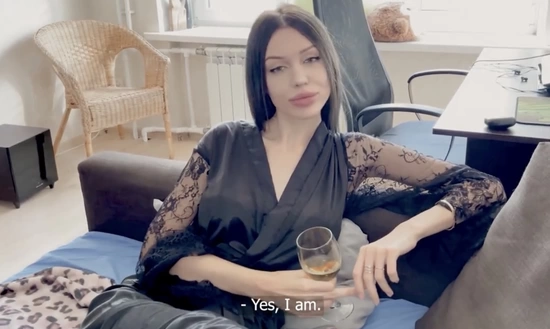 Вы замужем? - Ну получается что да. - И как оно?